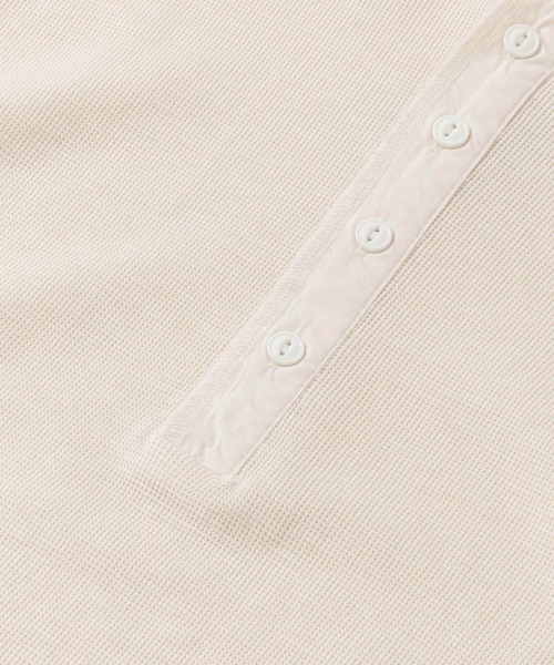 URBAN RESEARCH Sonny Label(アーバンリサーチサニーレーベル)の「ピグメントワッフルヘンリーロングスリーブTシャツ(Tシャツ/カットソー・メンズ・ネイビー/ベージュ/オフホワイト・MEDIUM/LARGE)」の21枚目の写真