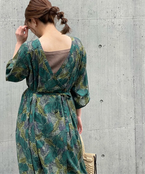 RIVE DROITE（リヴドロワ）の「ワイルドガーデン2WAYカシュクールワンピース（ワンピース・レディース・ピンク/グリーン・FREE）」の2枚目の写真