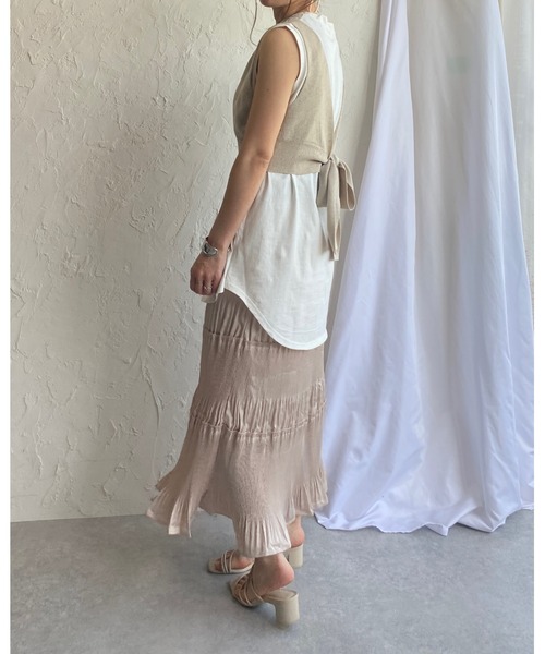 She's Closet(シーズクローゼット)の「マットサテンシャイニープリーツティアードスカート(スカート・レディース・ベージュ/カーキ/ブルー/スモークピンク・FREE)」の14枚目の写真