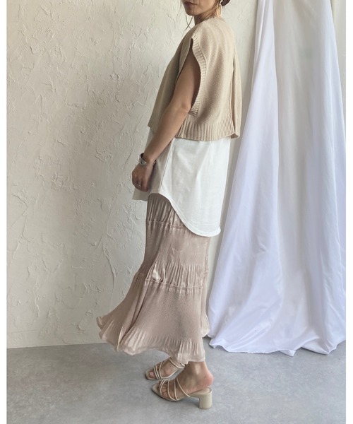 She's Closet(シーズクローゼット)の「マットサテンシャイニープリーツティアードスカート(スカート・レディース・ベージュ/カーキ/ブルー/スモークピンク・FREE)」の19枚目の写真