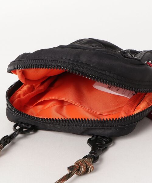 Alpha Industries（アルファインダストリーズ）の「【ユニセックス】コーデュラ ポケットサコッシュ ポーチ（ショルダーバッグ・メンズ・ブラック/グリーン/マルチ/グレー・FREE）」の20枚目の写真