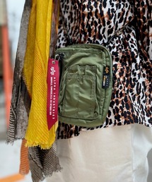 【ユニセックス】コーデュラ ポケットサコッシュ ポーチ