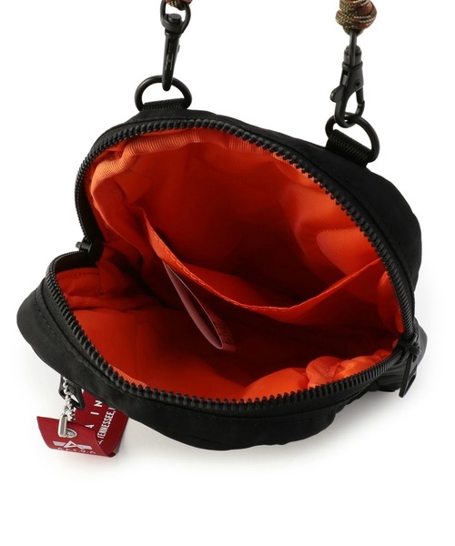 Alpha Industries（アルファインダストリーズ）の「【ユニセックス】コーデュラ ポケットサコッシュ ポーチ（ショルダーバッグ・メンズ・ブラック/グリーン/マルチ/グレー・FREE）」の8枚目の写真