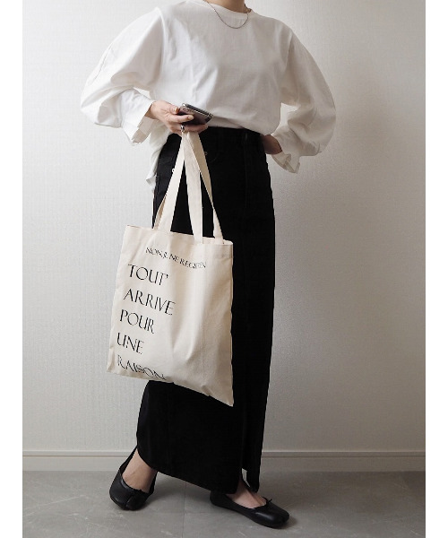 ISOOK(アイスー)の「Black denim pencil skirt / ブラックデニムペンシルスカート (mi select)(デニムスカート・レディース・ブラック・S/M)」の3枚目の写真