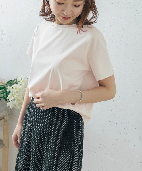 URBAN RESEARCH ROSSO（アーバンリサーチロッソ）の「【一部WEB限定カラー】ウルティマコットンTシャツ（Tシャツ/カットソー・レディース・ネイビー/オフホワイト/モカ/ライトベージュ・FREE）」の3枚目の写真