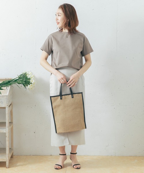 URBAN RESEARCH ROSSO（アーバンリサーチロッソ）の「【一部WEB限定カラー】ウルティマコットンTシャツ（Tシャツ/カットソー・レディース・ネイビー/オフホワイト/モカ/ライトベージュ・FREE）」の7枚目の写真