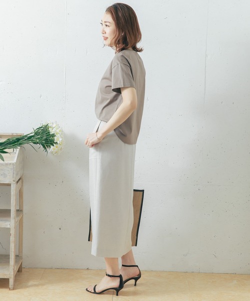 URBAN RESEARCH ROSSO（アーバンリサーチロッソ）の「【一部WEB限定カラー】ウルティマコットンTシャツ（Tシャツ/カットソー・レディース・ネイビー/オフホワイト/モカ/ライトベージュ・FREE）」の8枚目の写真