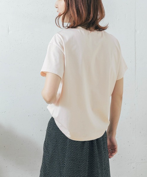 URBAN RESEARCH ROSSO（アーバンリサーチロッソ）の「【一部WEB限定カラー】ウルティマコットンTシャツ（Tシャツ/カットソー・レディース・ネイビー/オフホワイト/モカ/ライトベージュ・FREE）」の14枚目の写真