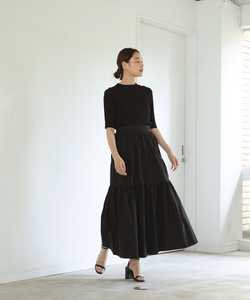 marjour（マージュール）の「MONOTONE TIERED SKIRT（スカート・レディース・ブラック/オフホワイト/ホワイト系・MEDIUM/MEDIUM/TALL）」の8枚目の写真