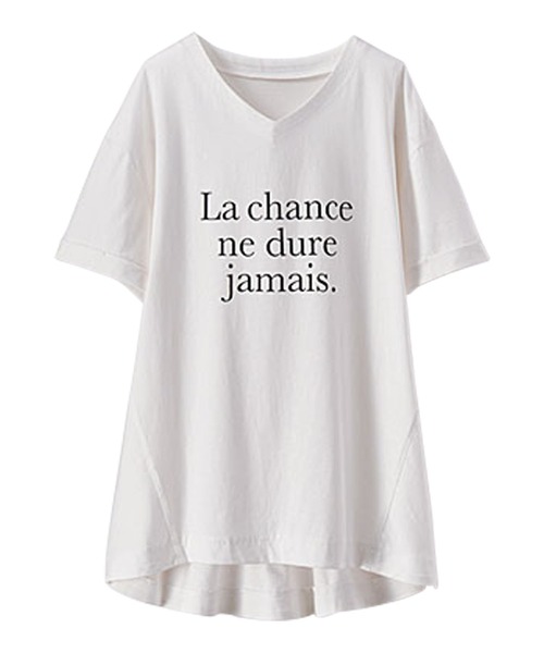 BELLUNA PLUS（ベルーナ）の「綿１００％ドレープ切替ロゴプルオーバー（Tシャツ/カットソー・レディース・ベージュ/オフホワイト/チャコール/コーラル・MEDIUM/LARGE/X-LARGE）」の2枚目の写真