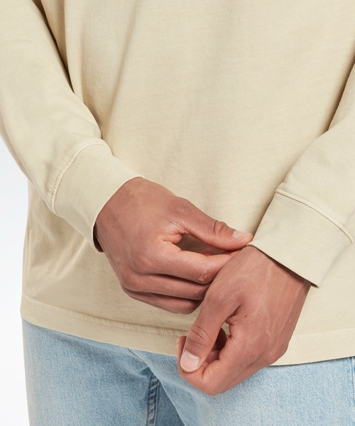 Reebok(リーボック)の「クラシックス ナチュラルダイ ロングスリーブシャツ / Classics Natural Dye Long Sleeve Shirt(Tシャツ/カットソー・メンズ・ベージュ・SMALL/X-SMALL/XXX-LARGE/LARGE/MEDIUM/X-LARGE/XX-LARGE)」の5枚目の写真