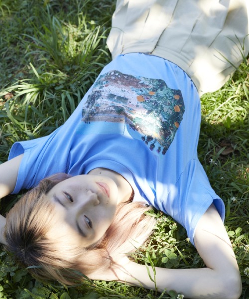 Bonjour Girl（ボンジュールガール）の「Derek Jarman Garden /Garden Tシャツ（Tシャツ/カットソー・レディース・ホワイト/ライトブルー・S/L/M）」の11枚目の写真