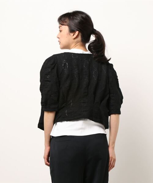 Cheek（チーク）の「ストレッチレース前あきブラウス（カーディガン/ボレロ・レディース・アイボリー/オフホワイト/ブラック・MEDIUM）」の5枚目の写真