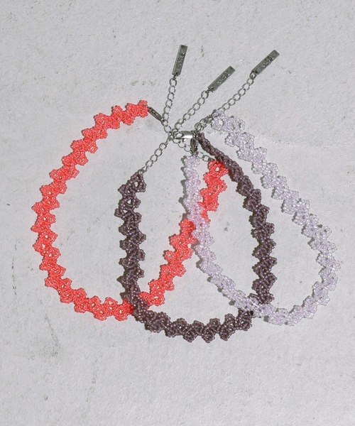 X-girl（エックスガール）の「BEADED CHOKER（チョーカー・レディース・ブラウン/ピンク/ライトパープル・ONE SIZE）」の4枚目の写真