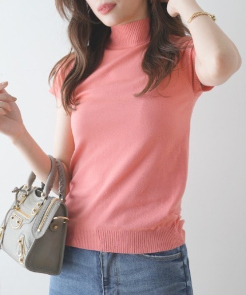 Futier land(フューティアランド)の「マシュマロタッチサマーニットトップス(Tシャツ/カットソー・レディース・ホワイト/ブラック/パープル/グリーン系その他/サーモンピンク/ピンク系その他/ライトブルー/グレイッシュベージュ/モカ/グリーン/ワインレッド/オリーブ・SMALL/MEDIUM/LARGE/X-LARGE)」の11枚目の写真