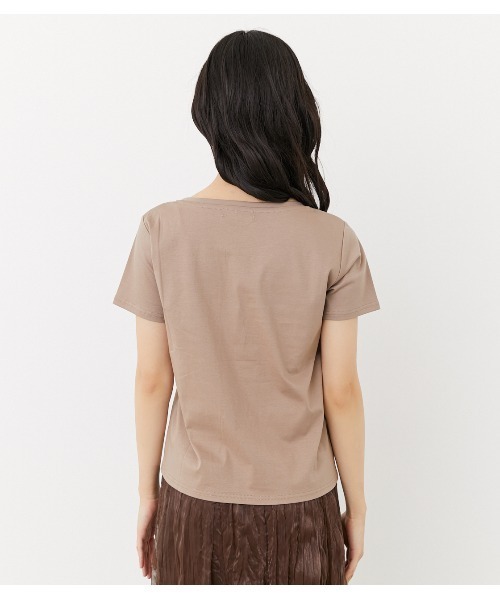 rienda(リエンダ)の「Cheri刺繍Tシャツ(Tシャツ/カットソー・レディース・ホワイト/ブラック/ライトブラウン・FREE)」の6枚目の写真