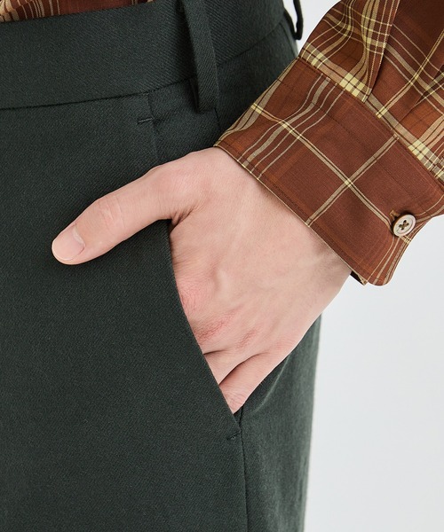 marka（マーカ）の「【marka】STRAIGHT FIT TROUSERS（スラックス・メンズ・グリーン/グレイッシュベージュ/ダークグリーン・1/2）」の7枚目の写真