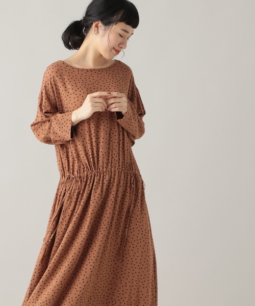 studio CLIP(スタディオクリップ)の「《Natural by studio CLIP》レーヨンドットドロストワンピース(ワンピース・レディース・ブラウン/ブラック・FREE)」の1枚目の写真