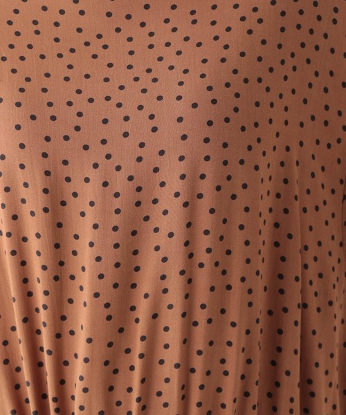 studio CLIP(スタディオクリップ)の「《Natural by studio CLIP》レーヨンドットドロストワンピース(ワンピース・レディース・ブラウン/ブラック・FREE)」の8枚目の写真