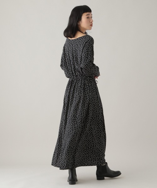 studio CLIP(スタディオクリップ)の「《Natural by studio CLIP》レーヨンドットドロストワンピース(ワンピース・レディース・ブラウン/ブラック・FREE)」の5枚目の写真
