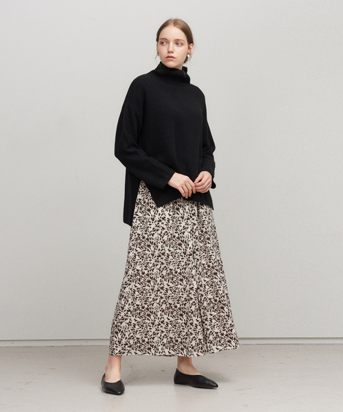 abahouse mavie（アバハウスマヴィ）の「プリントワイドタックパンツ（その他パンツ・レディース・カーキ/アイボリー・フリー）」の5枚目の写真