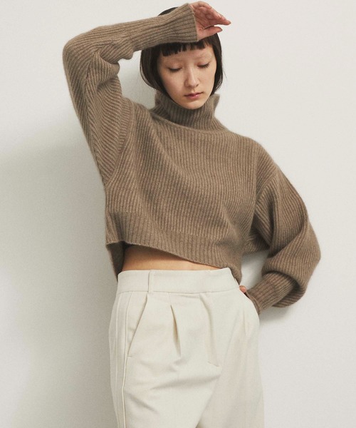 CITY TOKYO（シティトウキョウ）の「ラクーンクロップドタートルネックニットトップ（ニット/セーター・レディース・ベージュ/グレー/ライトブルーグレー/ブラック・FREE）」の11枚目の写真