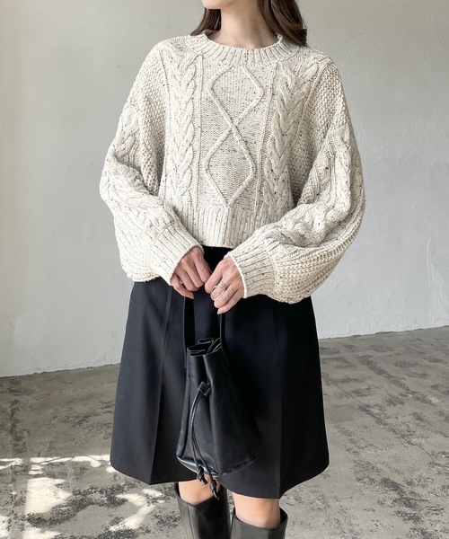 LIAN（リアン）の「【yuiさんコラボ】ミックスカラーケーブルニット（ニット/セーター・レディース・ベージュ/オートミール・FREE）」の3枚目の写真