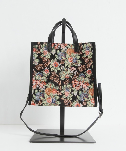 Cookie Chocolate（クッキーチョコレート）の「ゴブランスクエアトートバッグ（ショルダーバッグ・レディース・ブラック・FREE）」の2枚目の写真