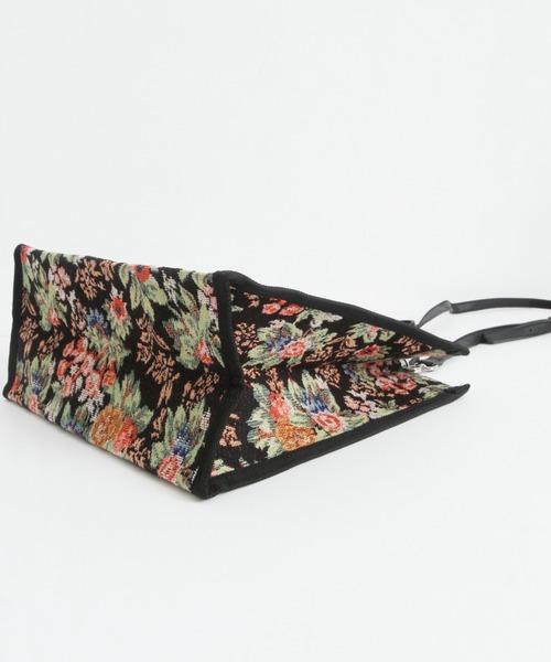 Cookie Chocolate（クッキーチョコレート）の「ゴブランスクエアトートバッグ（ショルダーバッグ・レディース・ブラック・FREE）」の6枚目の写真