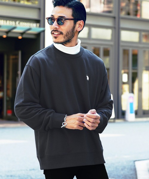 U.S. POLO ASSN.(ユーエスポロアッスン)の「US.POLO ASSN./ユーエスポロアッスン ブランド別注 裏毛ワンポイント刺繍 スウェットトレーナー(スウェット・メンズ・ホワイト×ブラック/ブラック×ホワイト/グレー系その他/ブルー系その他/グレー系その他2/ブラック系その他2/グリーン系その他/ホワイト系その他/グリーン系その他3/ブルー系その他3/グレー系その他6/グレー系その他4/ブルー系その他2/グレー系その他3/ブラック系その他/ホワイト系その他2/グレー系その他5/グリーン系その他2・MEDIUM/LARGE/X-LARGE)」の16枚目の写真