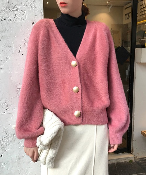 Jasmine Grandiflorum（ジャスミングランディフローラム）の「【Jasmine】シャギーニットVネックカーディガン（カーディガン/ボレロ・レディース・ホワイト/カーキ/ピンク/スモークピンク/グリーン・FREE）」の4枚目の写真