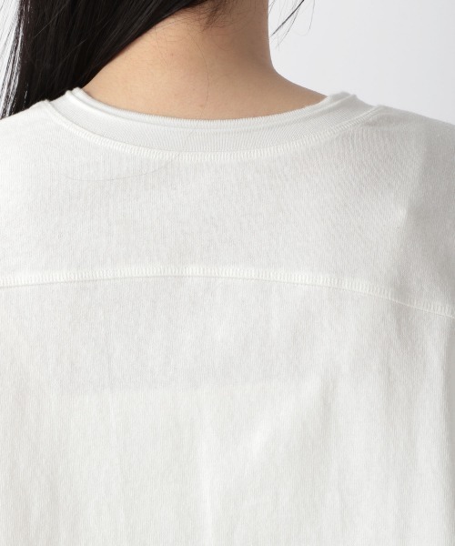 yuw(ユウ)の「テンジクVネックプルオーバー 263774(Tシャツ/カットソー・レディース・オフホワイト/ブラック・FREE)」の10枚目の写真