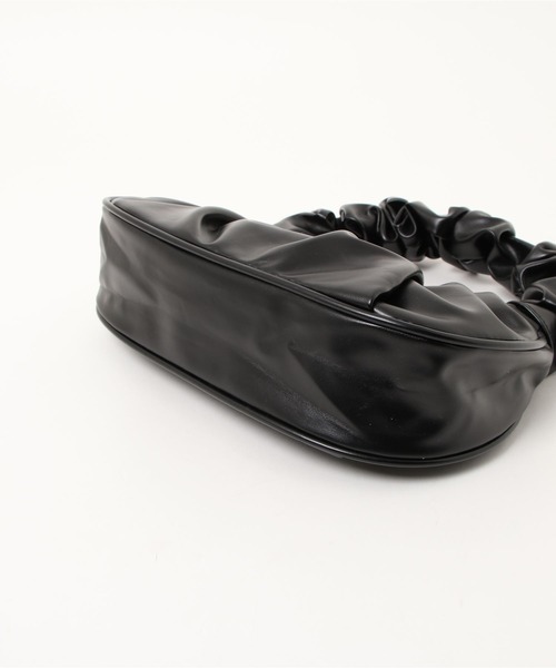 CORNERS（コーナーズ）の「ラウンドギャザーバッグ（ハンドバッグ・レディース・ブラック/パープル/ブルー/アイボリー・FREE）」の10枚目の写真