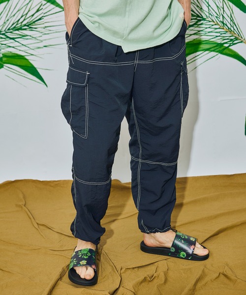 AlexanderLeeChang(アレキサンダーリーチャン)の「AlexanderLeeChang アレキサンダーリーチャン / NYLON CARGO PANTS ナイロンカーゴパンツ / AC042203(カーゴパンツ・メンズ・グレー/ブラック/スカイブルー・2/3)」の1枚目の写真