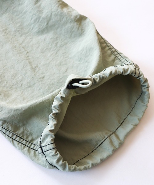 AlexanderLeeChang(アレキサンダーリーチャン)の「AlexanderLeeChang アレキサンダーリーチャン / NYLON CARGO PANTS ナイロンカーゴパンツ / AC042203(カーゴパンツ・メンズ・グレー/ブラック/スカイブルー・2/3)」の8枚目の写真