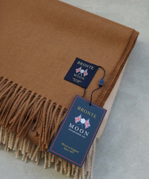 note et silence (ノートエシロンス)の「BRONTE BY MOON Alpaca Scarf (Plain)(マフラー・レディース・ブラウン/アイボリー・FREE)」の1枚目の写真