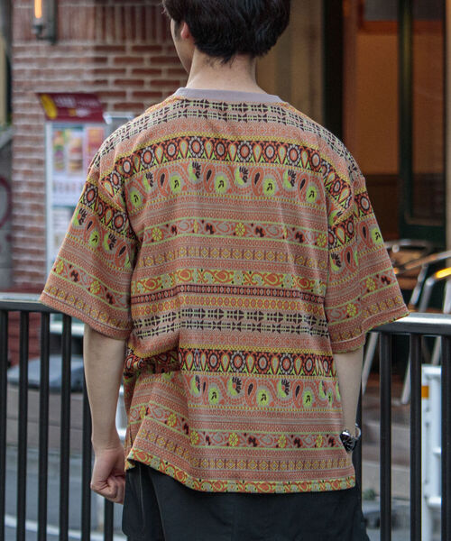 GLOSTER（グロスター）の「【GLOSTER/グロスター】ジオメトリック ニットライクTシャツ（Tシャツ/カットソー・メンズ・ブラック系その他/ベージュ系その他・MEDIUM/LARGE）」の16枚目の写真