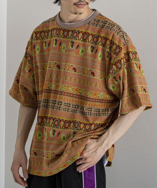 GLOSTER（グロスター）の「【GLOSTER/グロスター】ジオメトリック ニットライクTシャツ（Tシャツ/カットソー・メンズ・ブラック系その他/ベージュ系その他・MEDIUM/LARGE）」の5枚目の写真