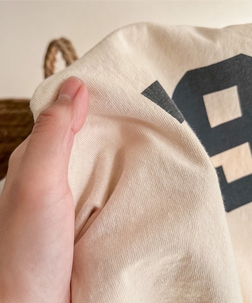 aimoha（アイモハ）の「aimoha-KIDS- アメカジ前プリントログTEE（Tシャツ/カットソー・キッズ・ライトグレー/ベージュ・80/90/100/110/120/130）」の22枚目の写真