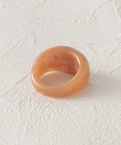 grove（グローブ）の「◆アクリルワイドリング（リング・レディース・アイボリー/ライトベージュ/ベビーピンク・00）」の6枚目の写真