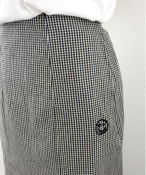 WORLD WIDE LOVE!(ワールドワイドラブ)の「チェックロングスカート(スカート・レディース・ブラック/グリーン・1)」の4枚目の写真