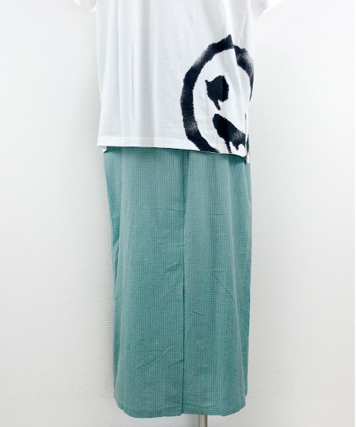 WORLD WIDE LOVE!(ワールドワイドラブ)の「チェックロングスカート(スカート・レディース・ブラック/グリーン・1)」の5枚目の写真