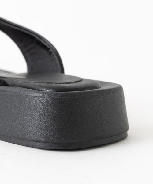 NOMINE（ノミネ）の「ボリュームソールサンダル（サンダル・レディース・ブラック/ホワイト・S/M/L）」の22枚目の写真