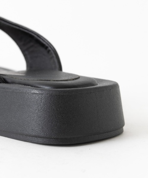 NOMINE（ノミネ）の「ボリュームソールサンダル（サンダル・レディース・ブラック/ホワイト・S/M/L）」の8枚目の写真