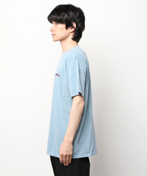 thisisneverthat（ディスイズネバーザット）の「SD ARCH-LOGO TEE（Tシャツ/カットソー・メンズ・グレー/ラベンダー/ブラック/グレー系その他・L/XL/S/M）」の6枚目の写真