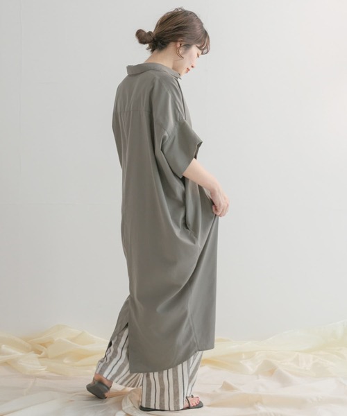 ITEMS URBANRESEARCH（アイテムズ アーバンリサーチ）の「ドルマンシャツワンピース（シャツワンピース・レディース・オフホワイト/カーキ/マスタード・FREE）」の5枚目の写真