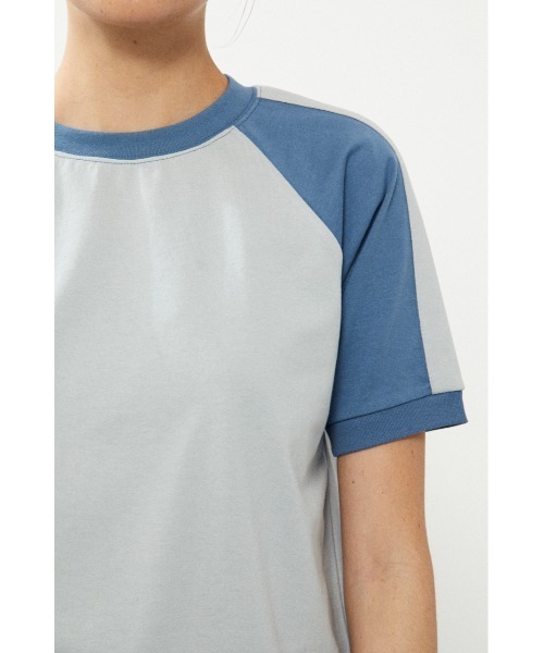 BLACK BY MOUSSY(ブラックバイマウジー)の「line t-shirt(ラインTシャツ)(Tシャツ/カットソー・レディース・ベージュ/ブルー・FREE)」の19枚目の写真