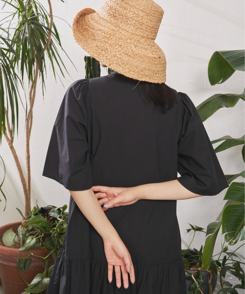 Libra Cue(リブラ キュー)の「“レース切り替えティアードワンピース” コットン100%、二の腕をカバーする袖丈、甘くなりすぎない大人のティアードワンピース(ワンピース・レディース・ブラック/レッド/ブルー・FREE)」の14枚目の写真