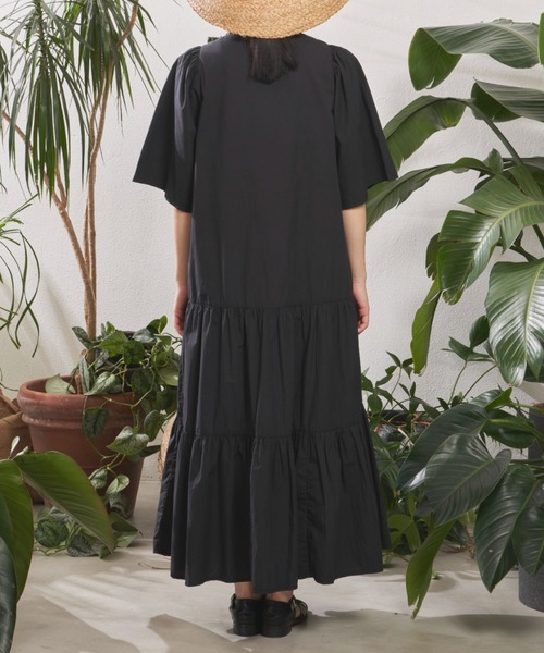 Libra Cue(リブラ キュー)の「“レース切り替えティアードワンピース” コットン100%、二の腕をカバーする袖丈、甘くなりすぎない大人のティアードワンピース(ワンピース・レディース・ブラック/レッド/ブルー・FREE)」の12枚目の写真