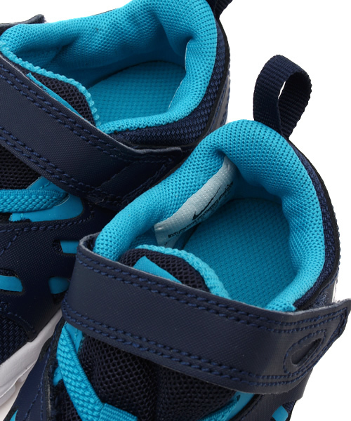 NIKE（ナイキ）の「NIKE / 15S Free2.0 TD (12～16cm)（スニーカー・キッズ・レッド/ネイビー・12/14/15 /16/13）」の14枚目の写真